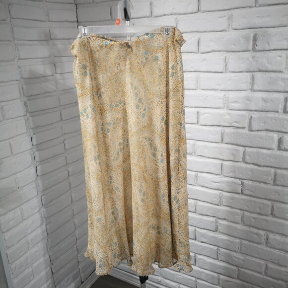 Marks & Spencer Classic Ladies Size 16 Fully Lined Pull On A-Line Skirt - Picture 2 of 8